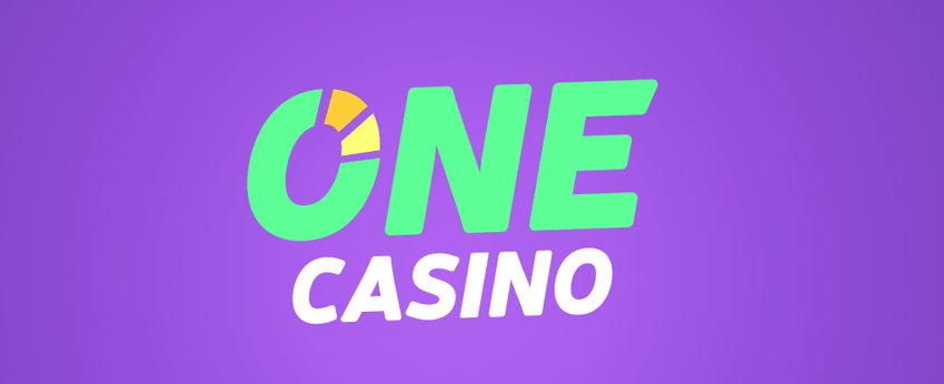 One Casinos logotyp i grönt och vitt mot en lila bakgrund.